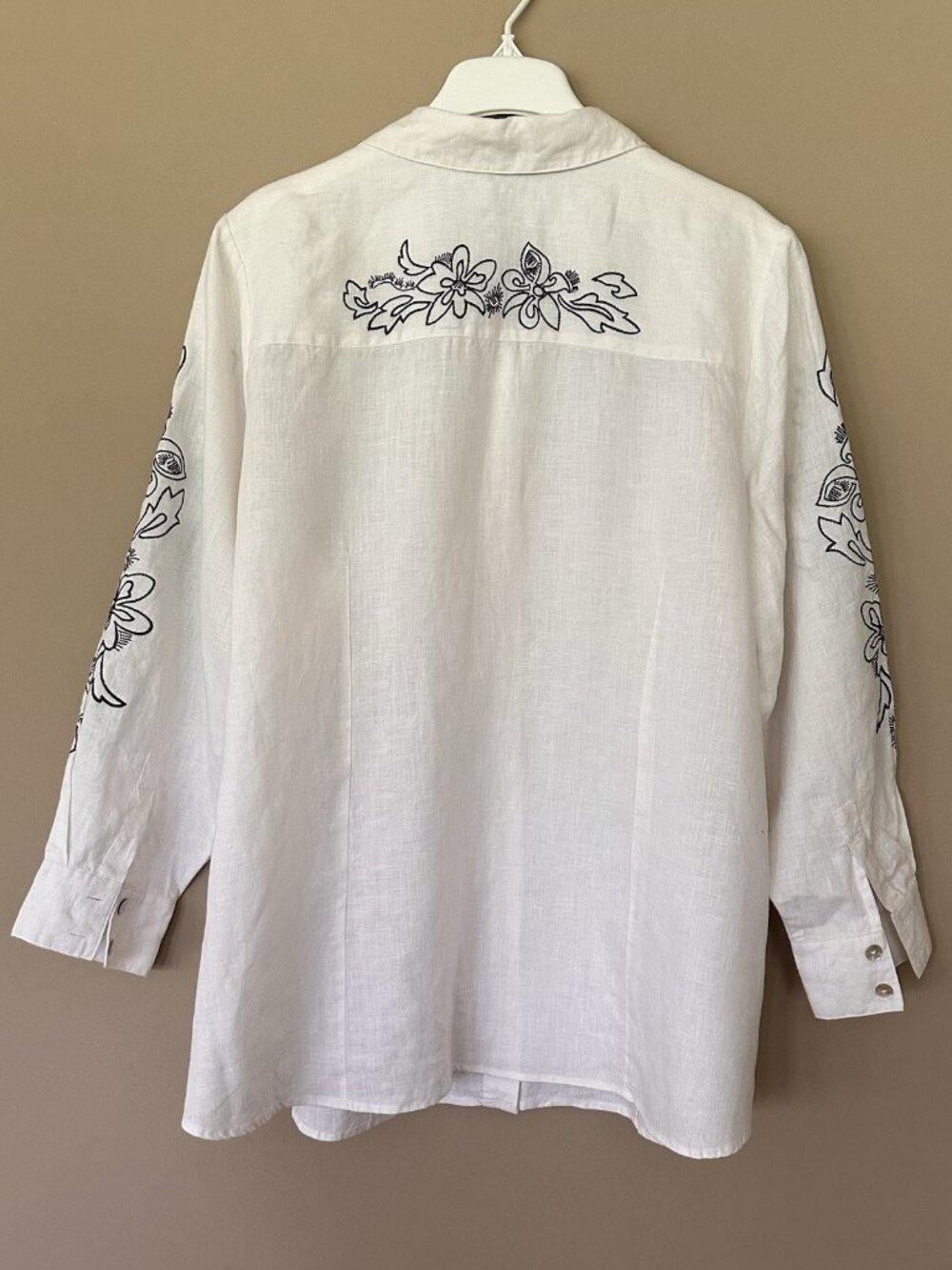 Embroidered White Irish Linen Button Shirt Women 2X Beachy Floral Edward Resort